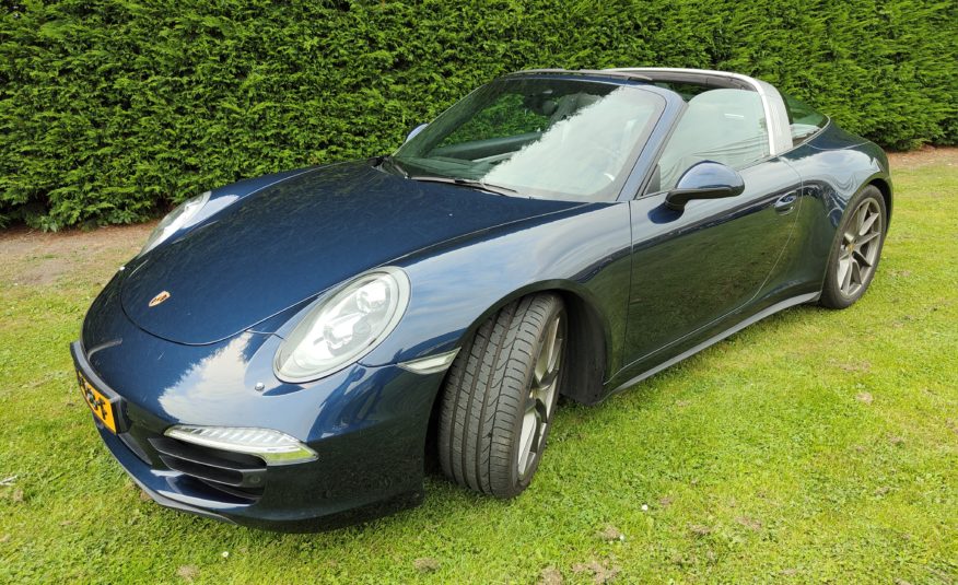 Porsche 911 Carrera 4S Targa